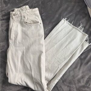 Zara White Ankle Cropped Jeans with Distressed Hem